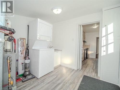 26 Philip Street, St. Catharines (456 - Oakdale), ON - Indoor Photo Showing Laundry Room