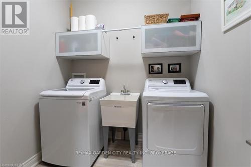 23 Willowbrook Drive, Welland (770 - West Welland), ON - Indoor Photo Showing Laundry Room