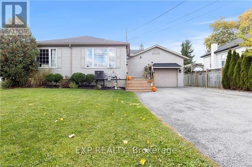 1213 Queenston Road, Niagara-On-The-Lake (105 - St. Davids), ON - Outdoor