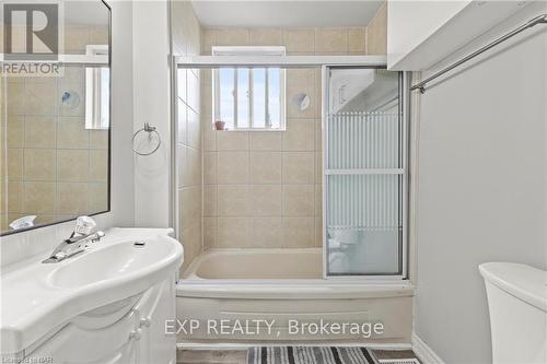 1213 Queenston Road, Niagara-On-The-Lake (105 - St. Davids), ON - Indoor Photo Showing Bathroom