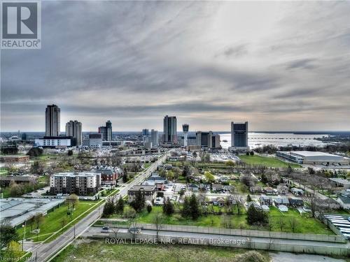 2 - 5982 Dunn Street, Niagara Falls (217 - Arad/Fallsview), ON - Outdoor With View