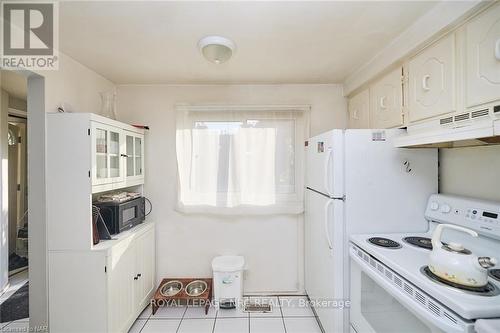 2 - 5982 Dunn Street, Niagara Falls (217 - Arad/Fallsview), ON - Indoor Photo Showing Kitchen