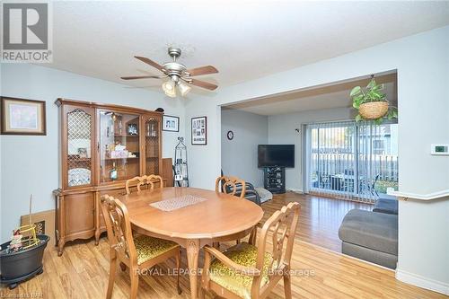 2 - 5982 Dunn Street, Niagara Falls (217 - Arad/Fallsview), ON - Indoor Photo Showing Dining Room