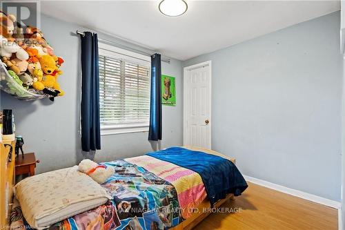 1900 Garrison Road, Fort Erie (334 - Crescent Park), ON - Indoor Photo Showing Bedroom