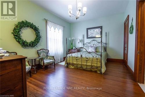 14902 Niagara River Parkway, Niagara-On-The-Lake (106 - Queenston), ON - Indoor Photo Showing Bedroom