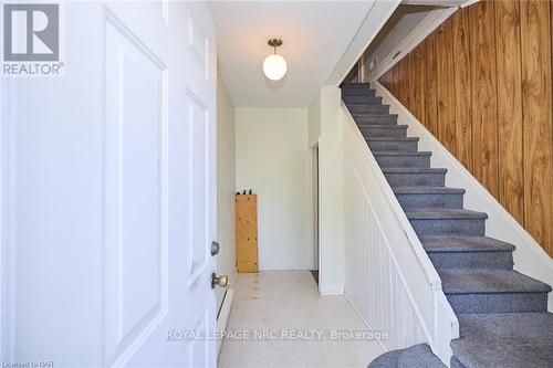 16-16.5 Lakeside Drive, St. Catharines (436 - Port Weller), ON - Indoor Photo Showing Other Room