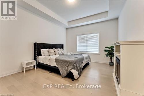 156 Schooners Lane, Blue Mountains, ON - Indoor Photo Showing Bedroom