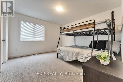 156 Schooners Lane, Blue Mountains, ON - Indoor Photo Showing Bedroom