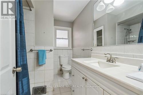 8791 Parliament Avenue, Niagara Falls (223 - Chippawa), ON - Indoor Photo Showing Bathroom