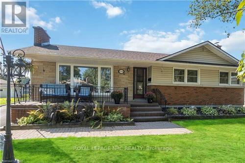 8791 Parliament Avenue, Niagara Falls (223 - Chippawa), ON - Outdoor With Deck Patio Veranda