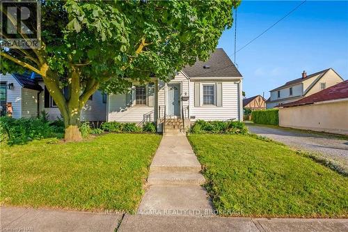 2 Lincoln Avenue, St. Catharines (456 - Oakdale), ON - Outdoor