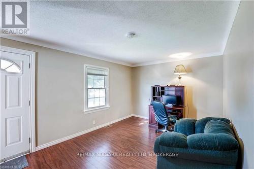 2 Lincoln Avenue, St. Catharines (456 - Oakdale), ON - Indoor