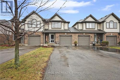 22 Flynn Court, St. Catharines (453 - Grapeview), ON - Outdoor With Facade