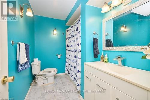 624 Daytona Drive, Fort Erie (334 - Crescent Park), ON - Indoor Photo Showing Bathroom