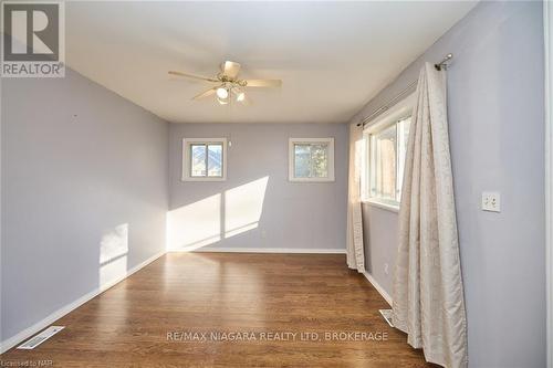 624 Daytona Drive, Fort Erie (334 - Crescent Park), ON - Indoor Photo Showing Other Room