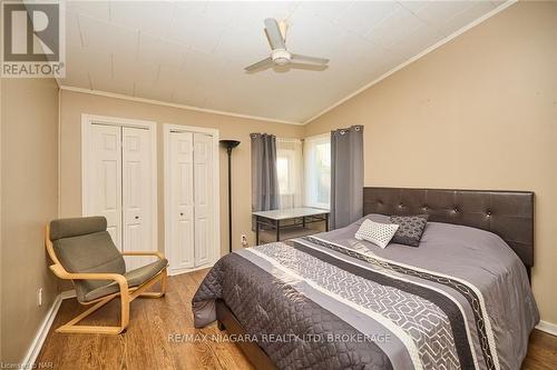 624 Daytona Drive, Fort Erie (334 - Crescent Park), ON - Indoor Photo Showing Bedroom