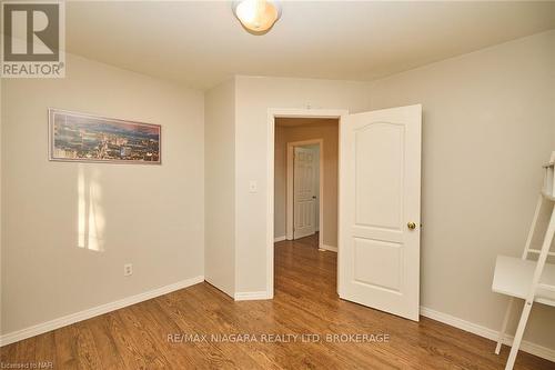 624 Daytona Drive, Fort Erie (334 - Crescent Park), ON - Indoor Photo Showing Other Room