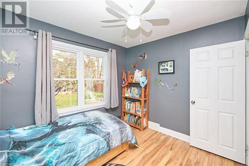 6963 Garden Street, Niagara Falls (215 - Hospital), ON - Indoor Photo Showing Bedroom