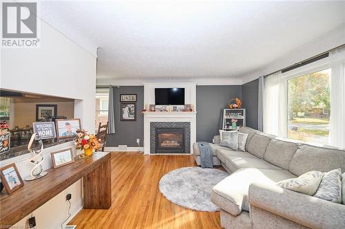 6963 Garden Street, Niagara Falls (215 - Hospital), ON - Indoor Photo Showing Living Room With Fireplace