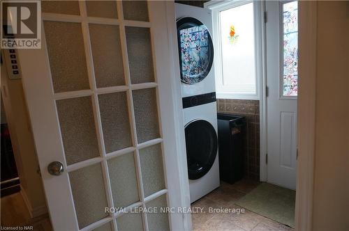 62 Cecil Street, St. Catharines (443 - Lakeport), ON - Indoor Photo Showing Laundry Room