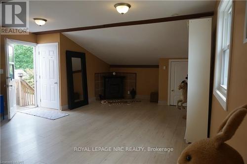 62 Cecil Street, St. Catharines (443 - Lakeport), ON - Indoor Photo Showing Other Room