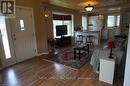 62 Cecil Street, St. Catharines (443 - Lakeport), ON  - Indoor Photo Showing Living Room 