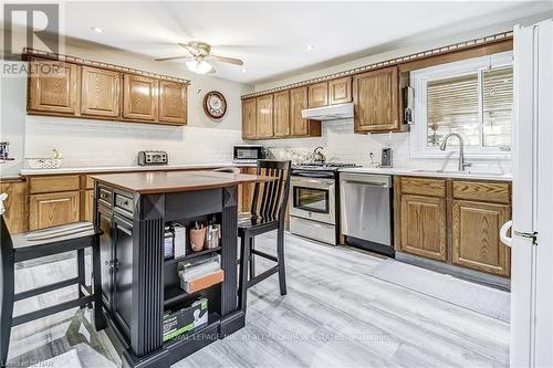 1404 Orchard Avenue, Fort Erie (334 - Crescent Park), ON - Indoor Photo Showing Kitchen