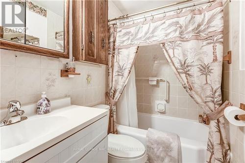 1404 Orchard Avenue, Fort Erie (334 - Crescent Park), ON - Indoor Photo Showing Bathroom