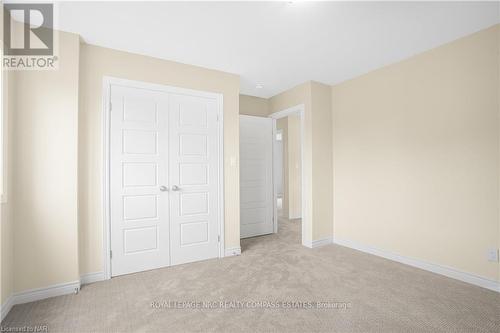 201 Hodgkins Avenue Avenue, Thorold (556 - Allanburg/Thorold South), ON - Indoor Photo Showing Other Room