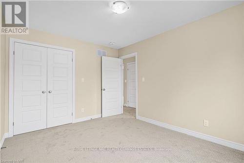 201 Hodgkins Avenue Avenue, Thorold (556 - Allanburg/Thorold South), ON - Indoor Photo Showing Other Room