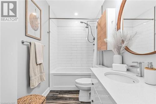 5 - 405 Merritt Street, St. Catharines (456 - Oakdale), ON - Indoor Photo Showing Bathroom