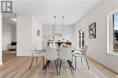 181 Southworth Street N, Welland (773 - Lincoln/Crowland), ON - Indoor Photo Showing Dining Room