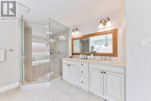 2108 Schoolmaster Circle, Oakville, ON - Indoor Photo Showing Bathroom