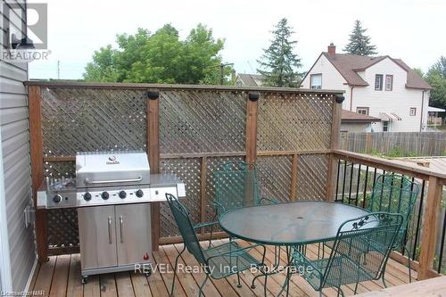 438 Mcalpine Avenue N, Welland (768 - Welland Downtown), ON - Outdoor With Deck Patio Veranda With Exterior