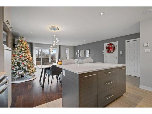 Kitchen - 15 Rue Nicolas, Saint-Joseph-Du-Lac, QC - Indoor Photo Showing Kitchen