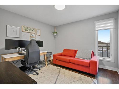 Bedroom - 15 Rue Nicolas, Saint-Joseph-Du-Lac, QC - Indoor Photo Showing Office