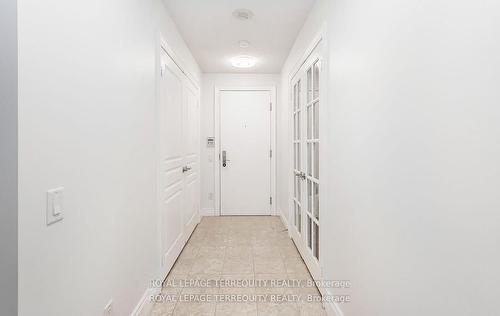 1408-8 Mckee Ave, Toronto, ON - Indoor Photo Showing Other Room