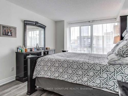 603-7 Broadway Ave, Toronto, ON - Indoor Photo Showing Bedroom