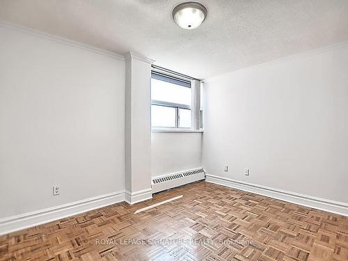 305-5949 Yonge St, Toronto, ON - Indoor Photo Showing Other Room