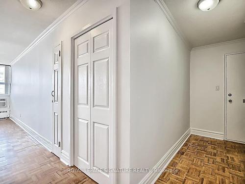 305-5949 Yonge St, Toronto, ON - Indoor Photo Showing Other Room