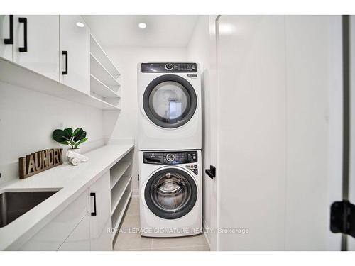 Main-54 Batavia Ave, Toronto, ON - Indoor Photo Showing Laundry Room