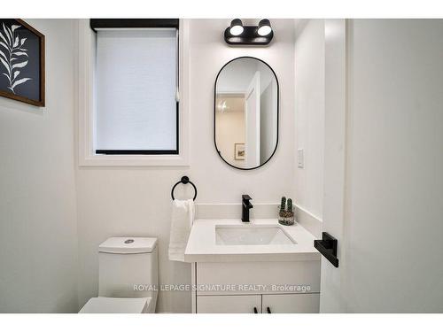 Main-54 Batavia Ave, Toronto, ON - Indoor Photo Showing Bathroom