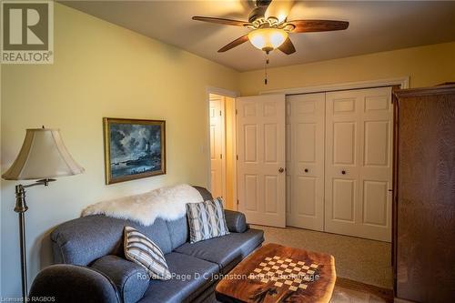 27 Gremik Crescent, South Bruce Peninsula, ON - Indoor Photo Showing Living Room