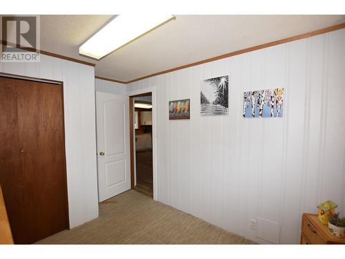 36 Lakeshore Drive, Vernon, BC - Indoor Photo Showing Other Room