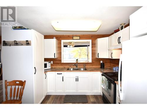 36 Lakeshore Drive, Vernon, BC - Indoor Photo Showing Kitchen With Double Sink