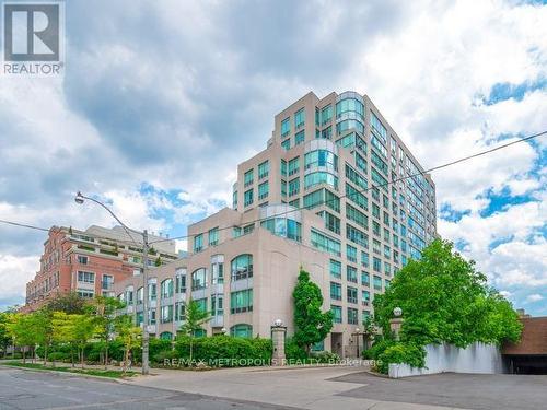 Ph201 - 942 Yonge Street, Toronto, ON - Outdoor With Facade