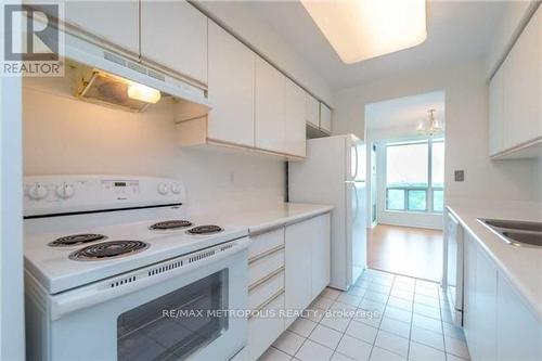 Ph201 - 942 Yonge Street, Toronto, ON - Indoor Photo Showing Kitchen With Double Sink