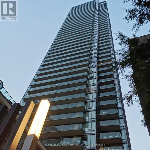 201 - 33 Lombard Street, Toronto, ON - Outdoor With Facade