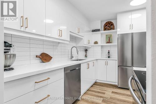 508 - 85 Emmett Avenue, Toronto, ON - Indoor Photo Showing Kitchen With Upgraded Kitchen