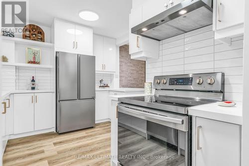 508 - 85 Emmett Avenue, Toronto, ON - Indoor Photo Showing Kitchen